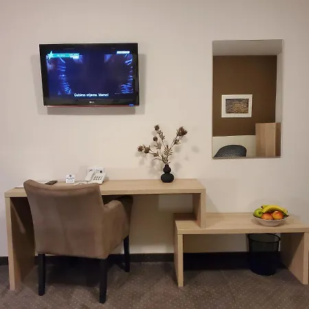 Argentum Motel