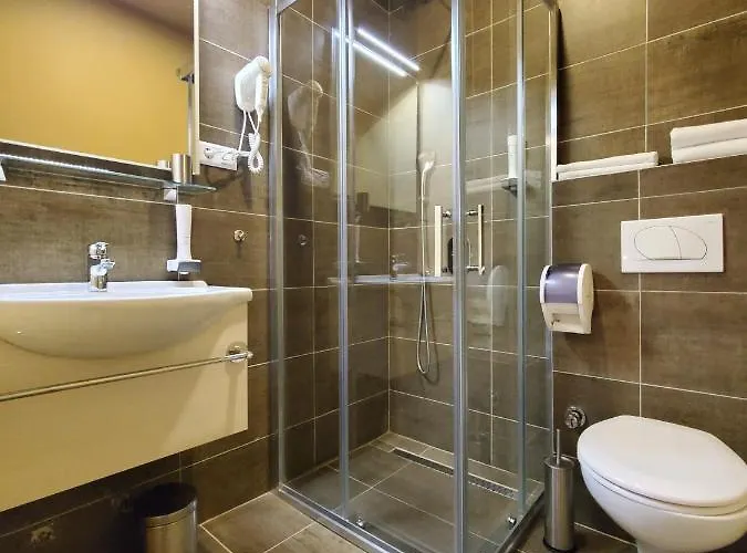 Argentum 汽车旅馆 Gnojnice