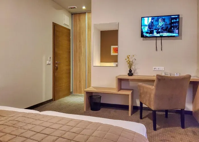 汽车旅馆 Argentum Gnojnice