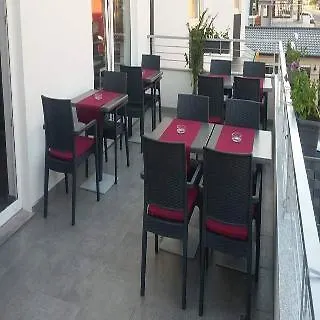 汽车旅馆 Argentum 3*