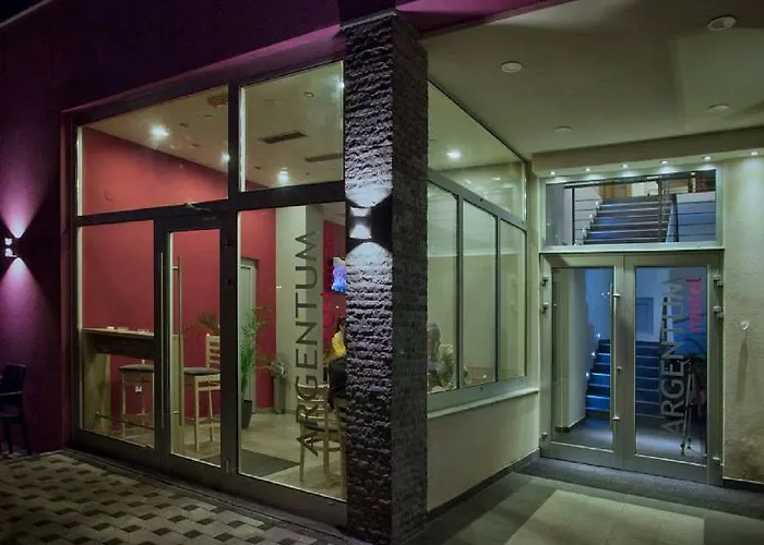 Argentum 汽车旅馆 3*